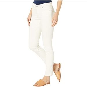 NWT AG Prima Ankle Jean Ivory